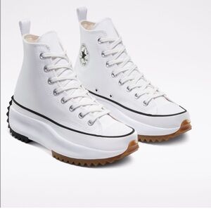 NWOT Converse Run Star Hike Platform in White